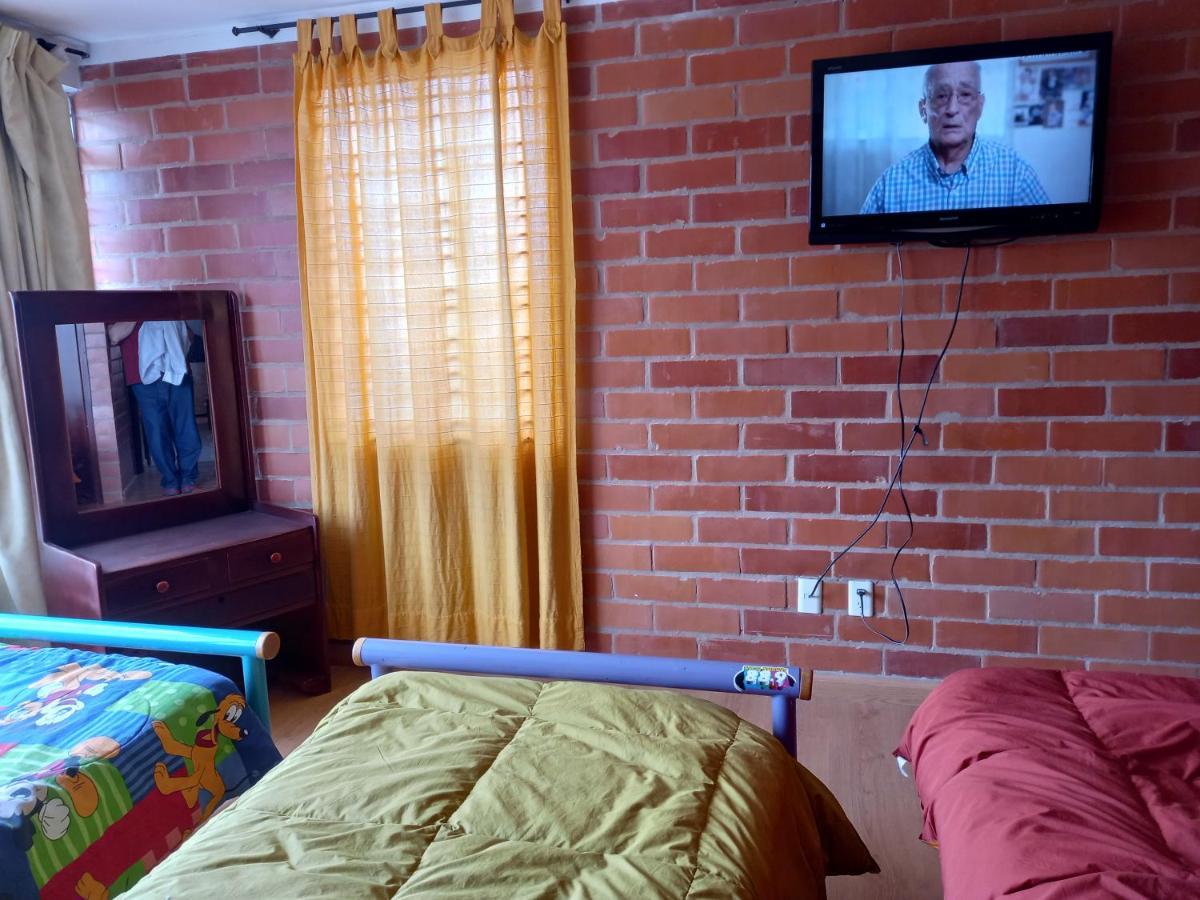 Casa Cerca A La Estacion Del Tren En Holiday home *