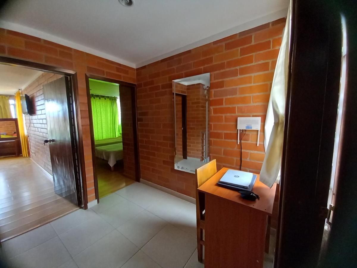 Casa Cerca A La Estacion Del Tren En Holiday home